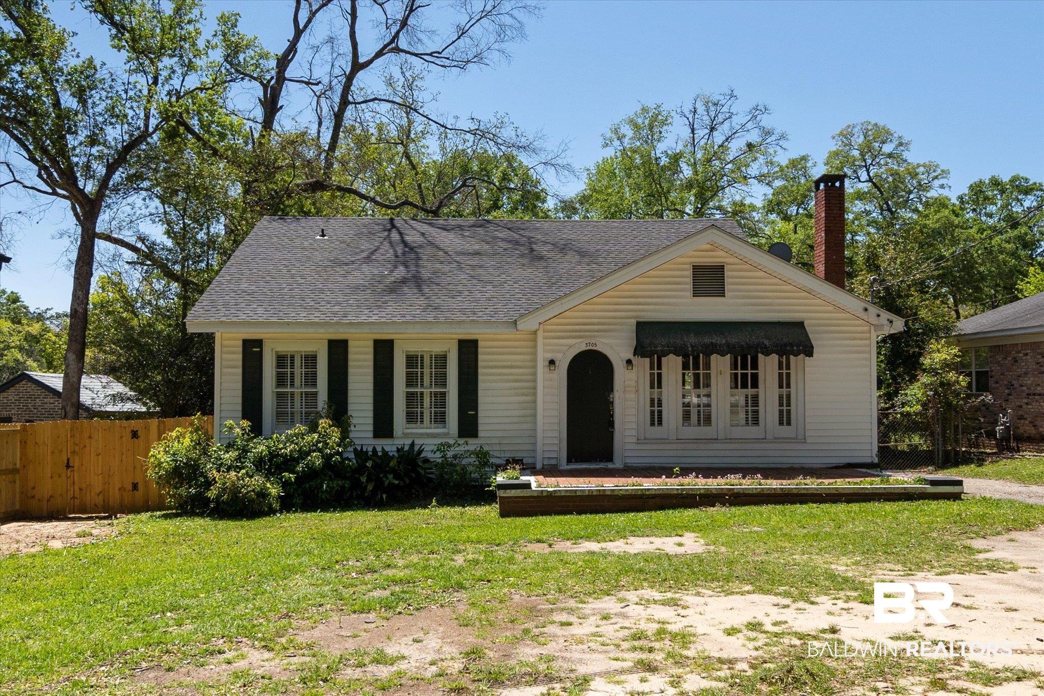 3705 Old Shell Road Mobile, AL 36608 - Photo 1 of 22 exterior front