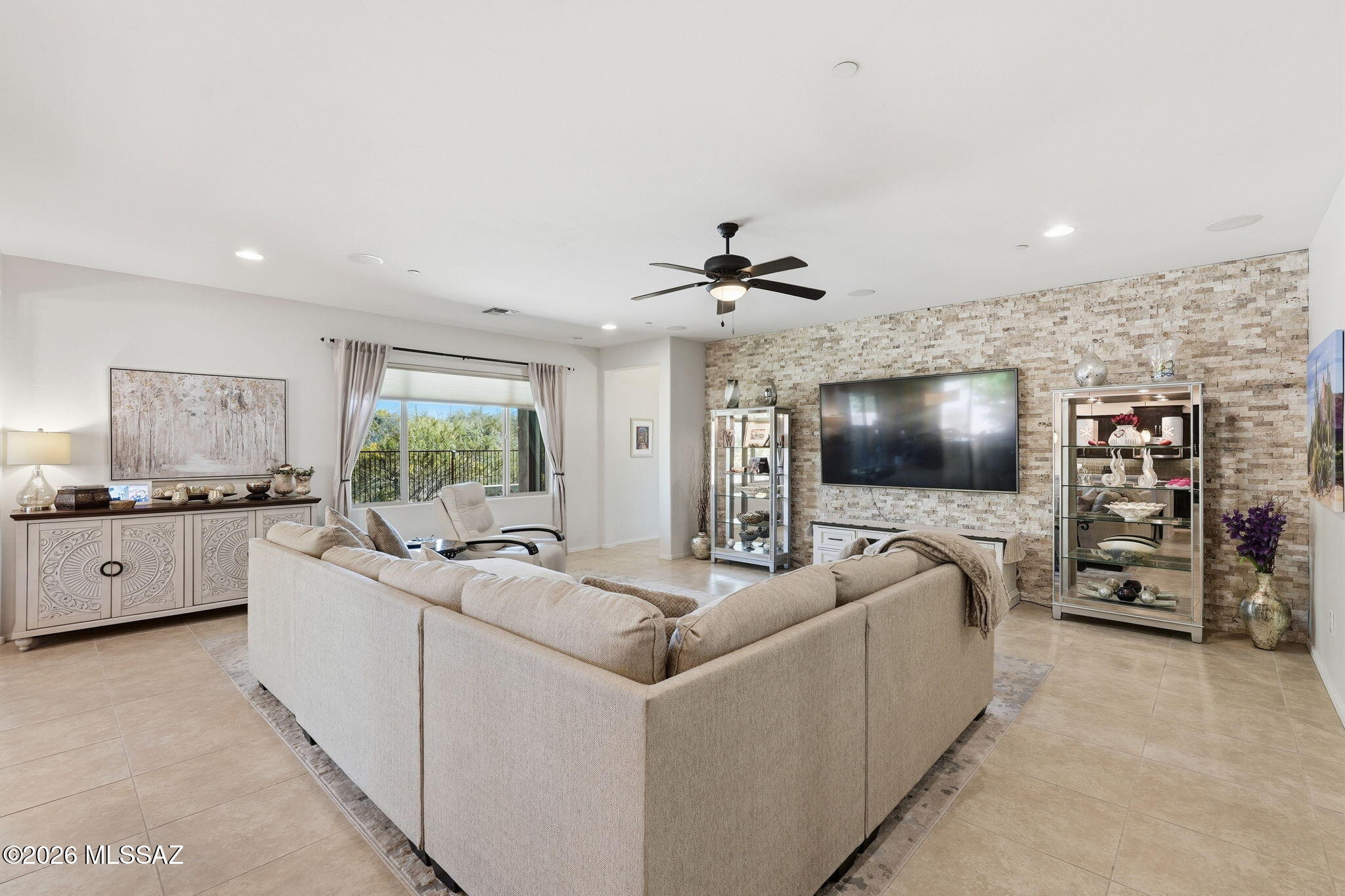 3946 West Post Ranch Place Marana, AZ 85658 - Photo 6 of 47 Gallery Image 6