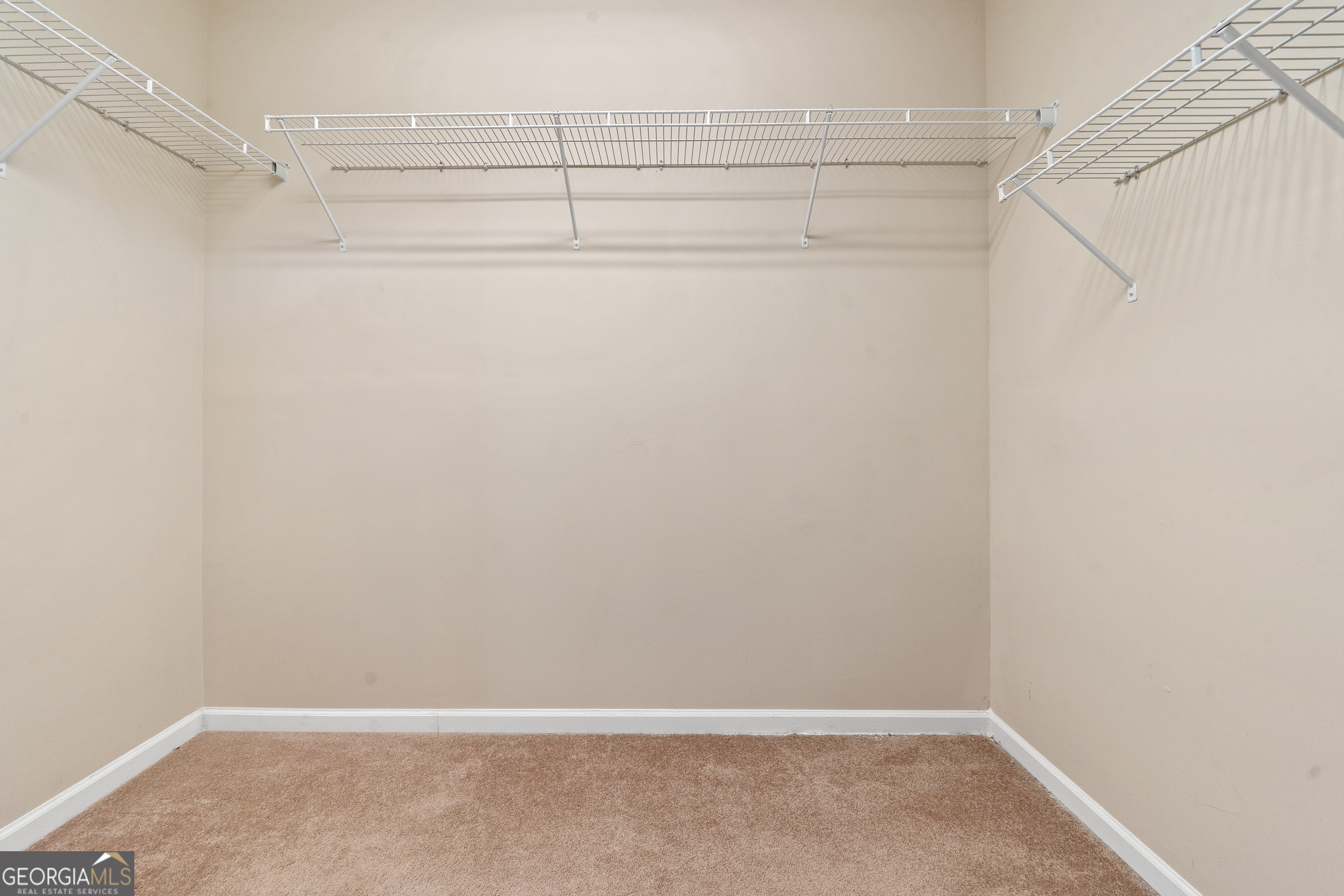 1370 Summer Hollow Road Greensboro, GA 30642 - Photo 26 of 35 a view of a room