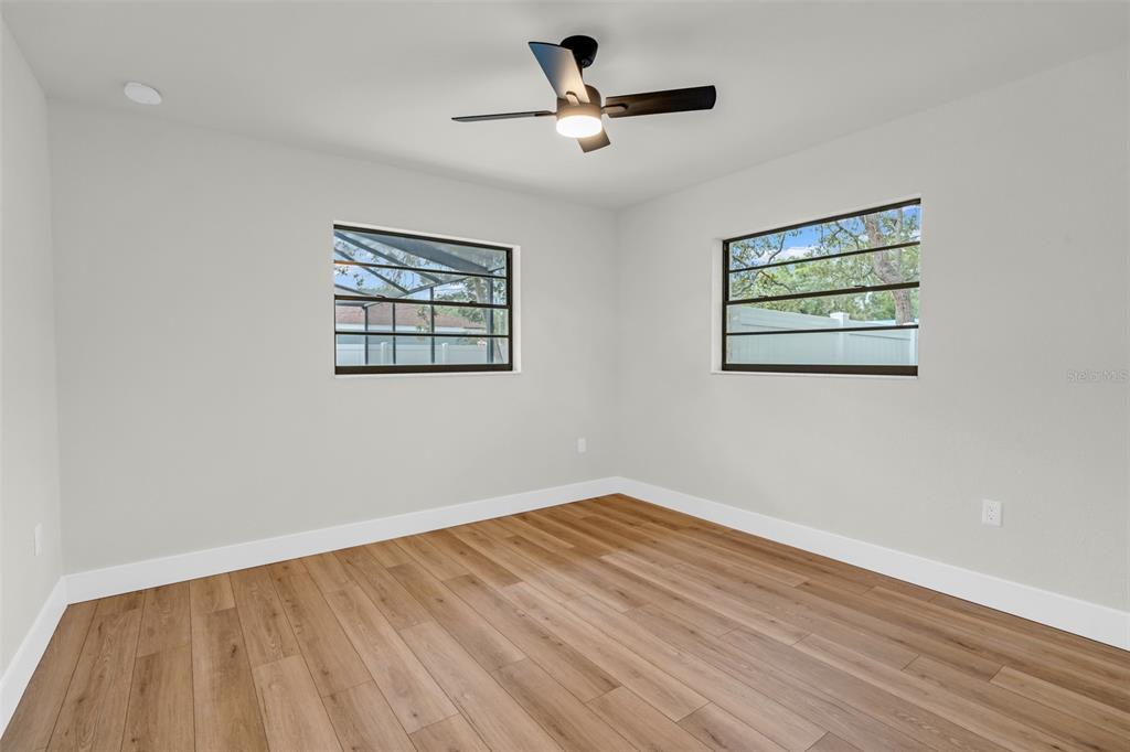 2051 Laredo Avenue Spring Hill, FL 34608 - Photo 27 of 44