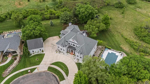 $1,500,000 | 5807 Southwest 44th Court, Topeka, KS 66610