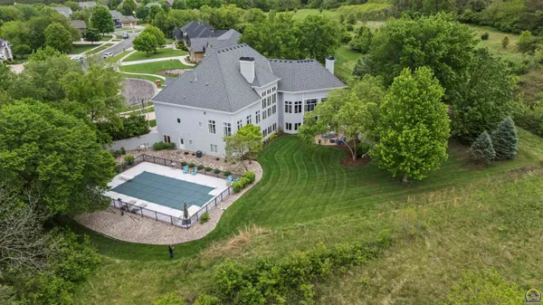$1,500,000 | 5807 Southwest 44th Court, Topeka, KS 66610