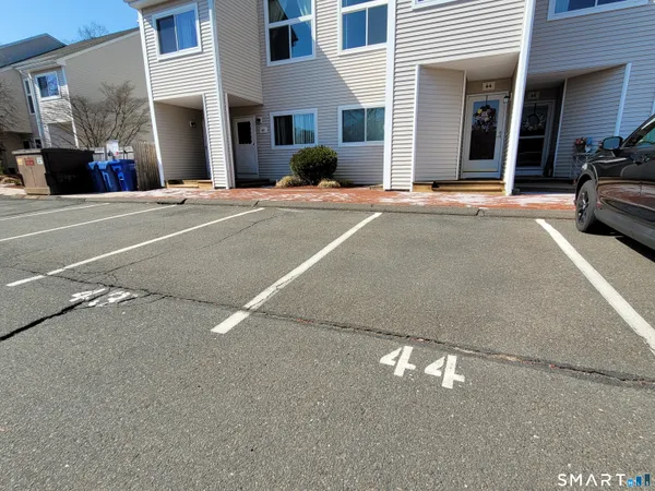 $239,900 | 35 Ruth Street, Unit 44, Bristol, CT 06010