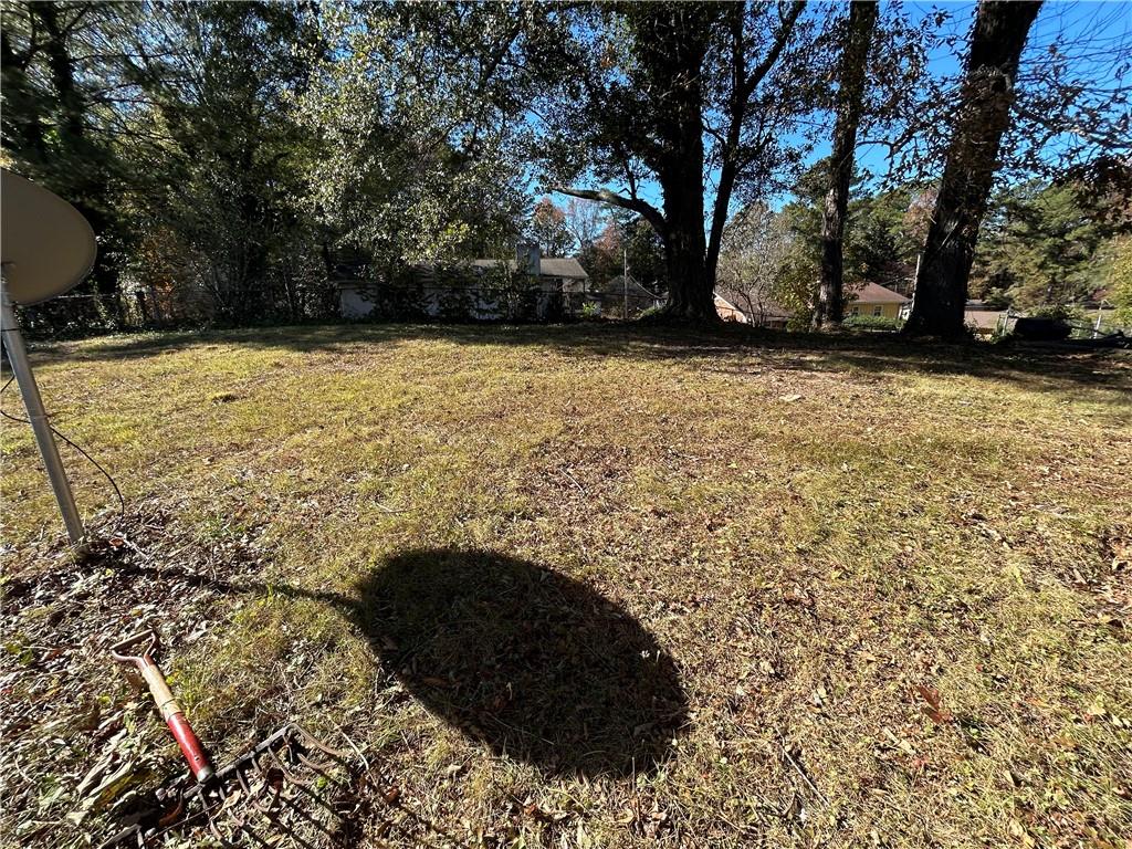 4315 York Road Atlanta, GA 30337 - Photo 3 of 24 a view of outdoor space with garden