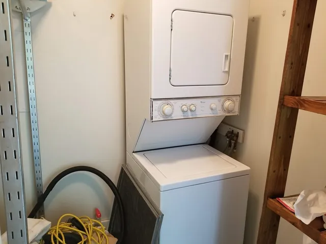 $1,950 | 980 Careswell Street, Marshfield, MA 02050