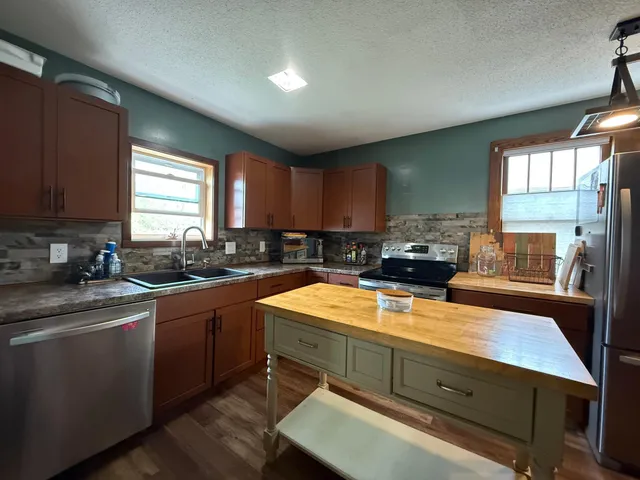 $167,000 | 519 Duluth Avenue North, Thief River Falls, MN 56701