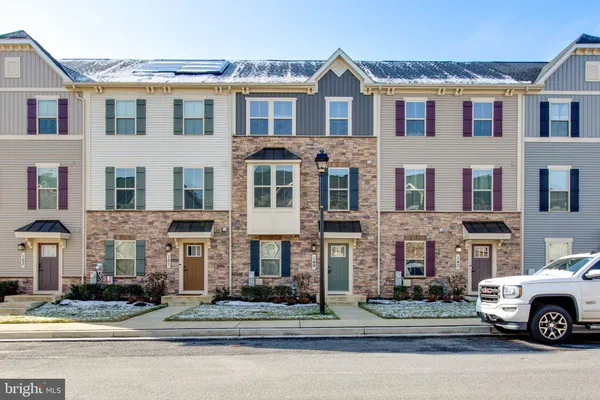 $3,400 | 149 Lyons Creek Drive, Laurel, MD 20708