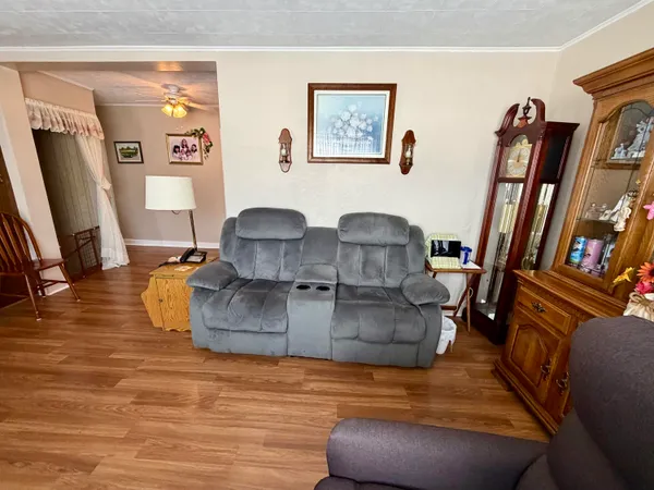 $114,900 | 187 Mountainview Avenue, Madawaska, ME 04756