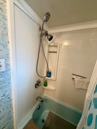 $114,900 | 187 Mountainview Avenue, Madawaska, ME 04756