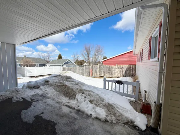 $114,900 | 187 Mountainview Avenue, Madawaska, ME 04756
