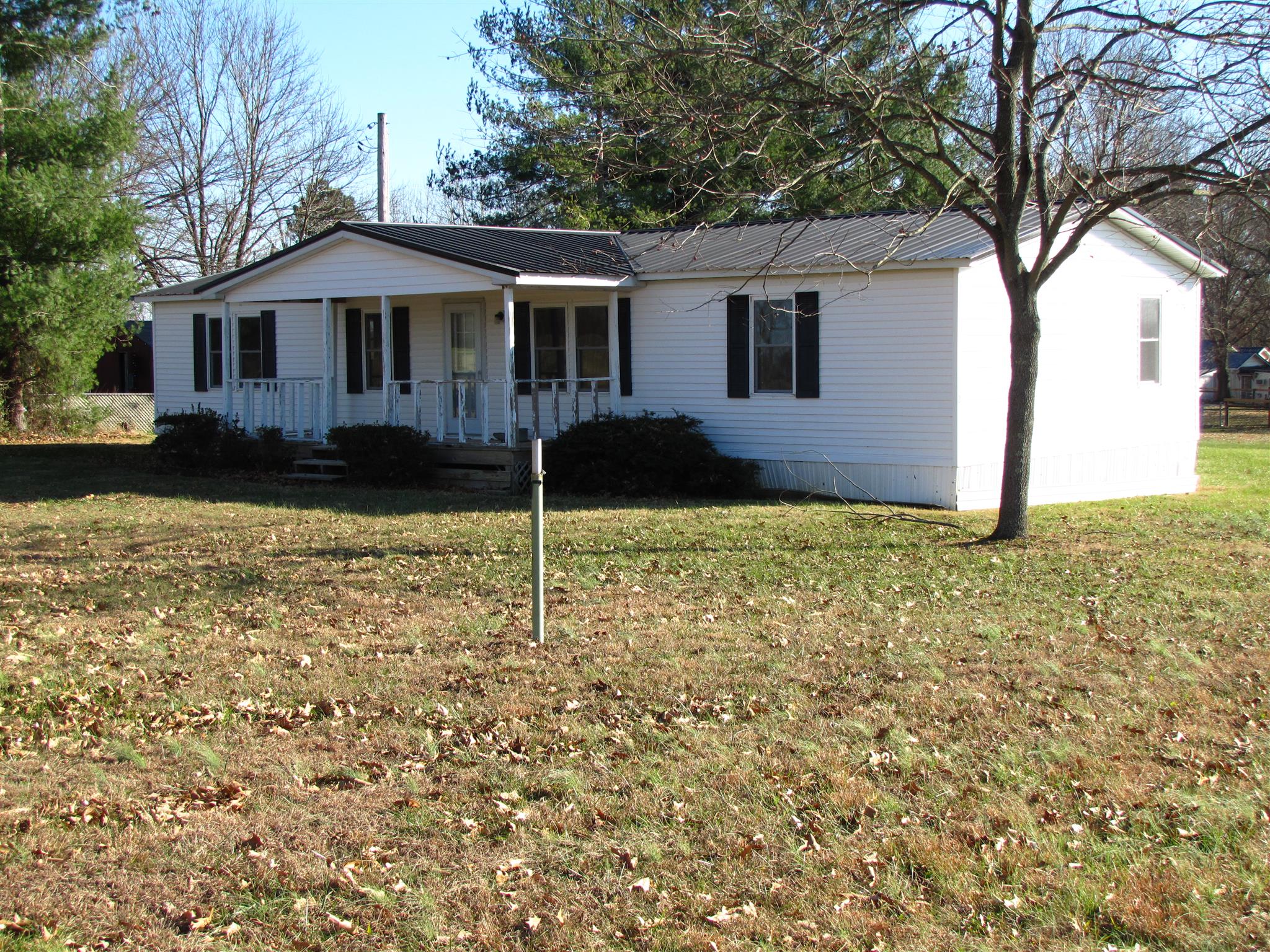 212 Clearview Road Cottontown, TN 37048 - Photo 4 of 9 a front view of a house with yard and green space