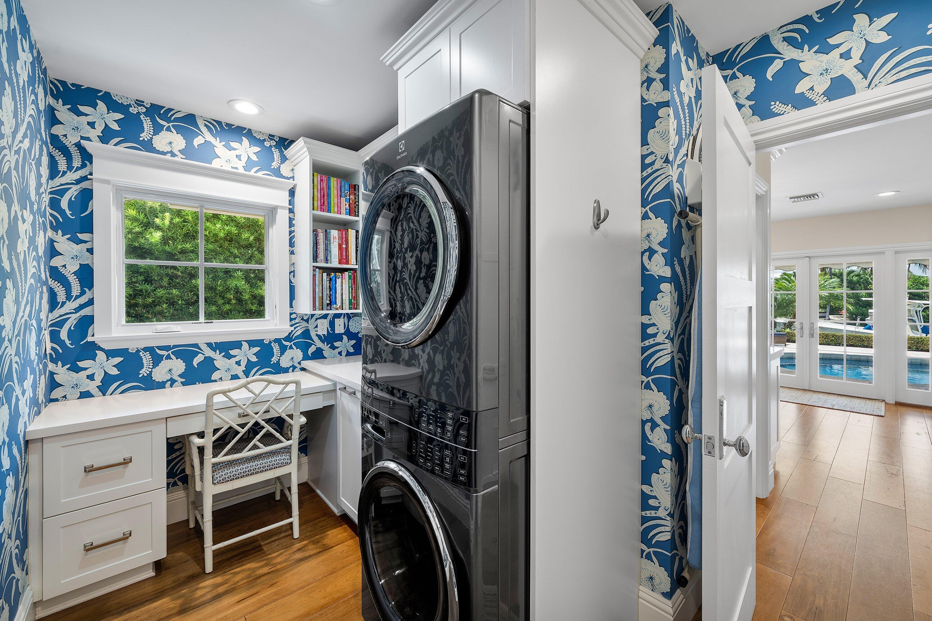681 Elm Tree Lane Boca Raton, FL 33486 - Photo 45 of 76 042-681ElmTreeLane-BocaRaton-FL-33486-SM