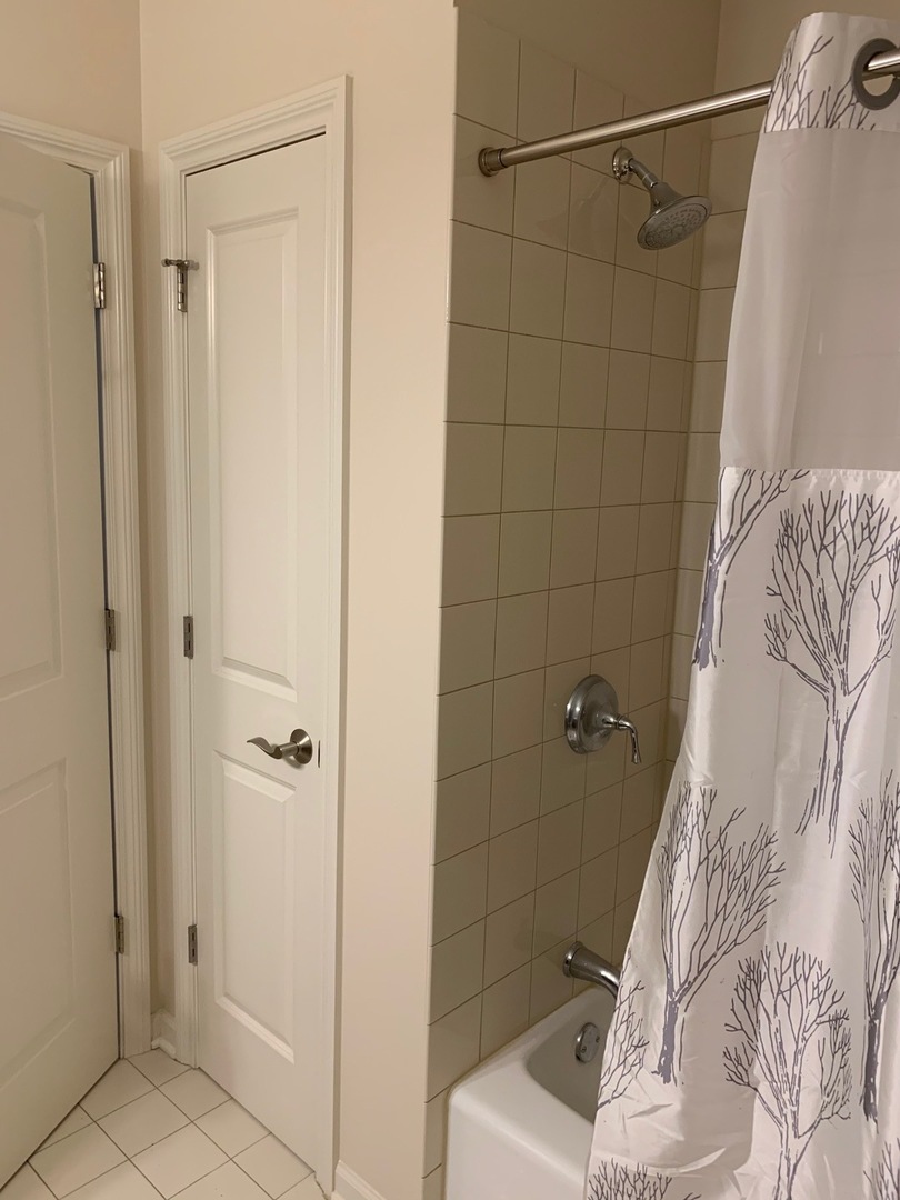 50 North Northwest Highway, Unit 404 Park Ridge, IL 60068 - Photo 12 of 14