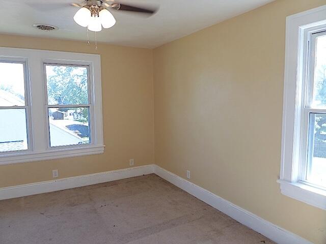 417 Fieldale Road Northeast Roanoke, VA 24012 - Photo 21 of 34 an empty room with a window