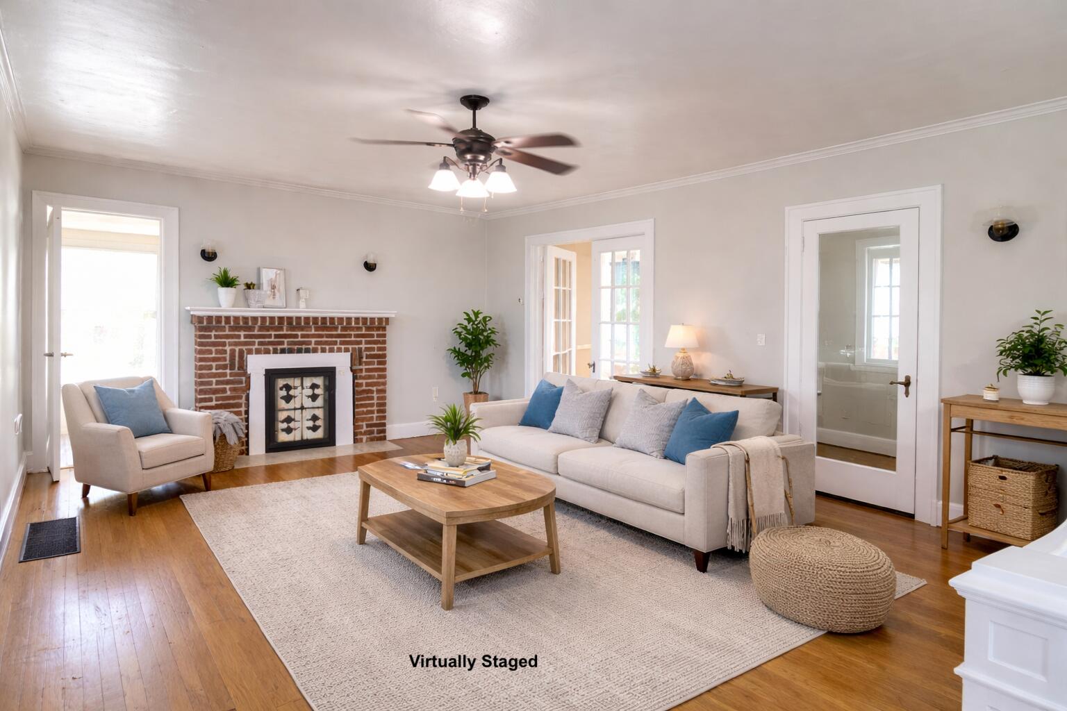417 Fieldale Road Northeast Roanoke, VA 24012 - Photo 3 of 34 Cozy and stylish living room setup