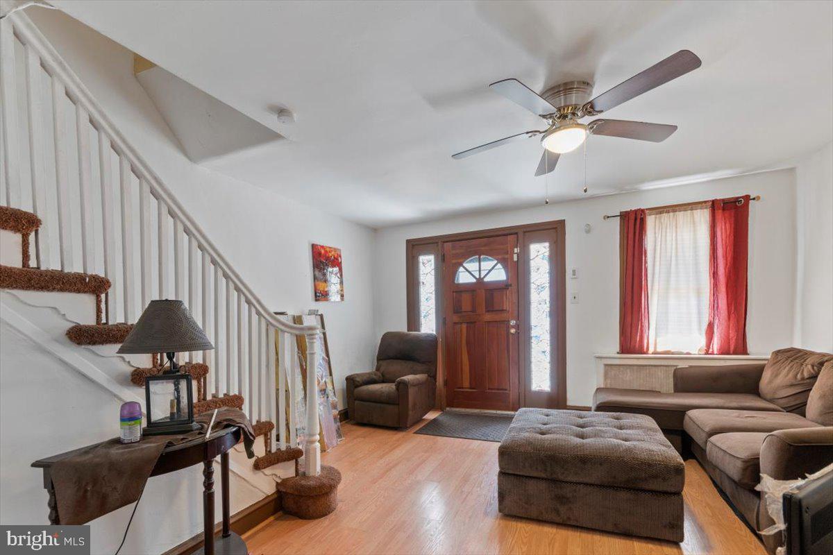 72 Hartley Road Lansdowne, PA 19050 - Photo 3 of 15 Gallery Image 3