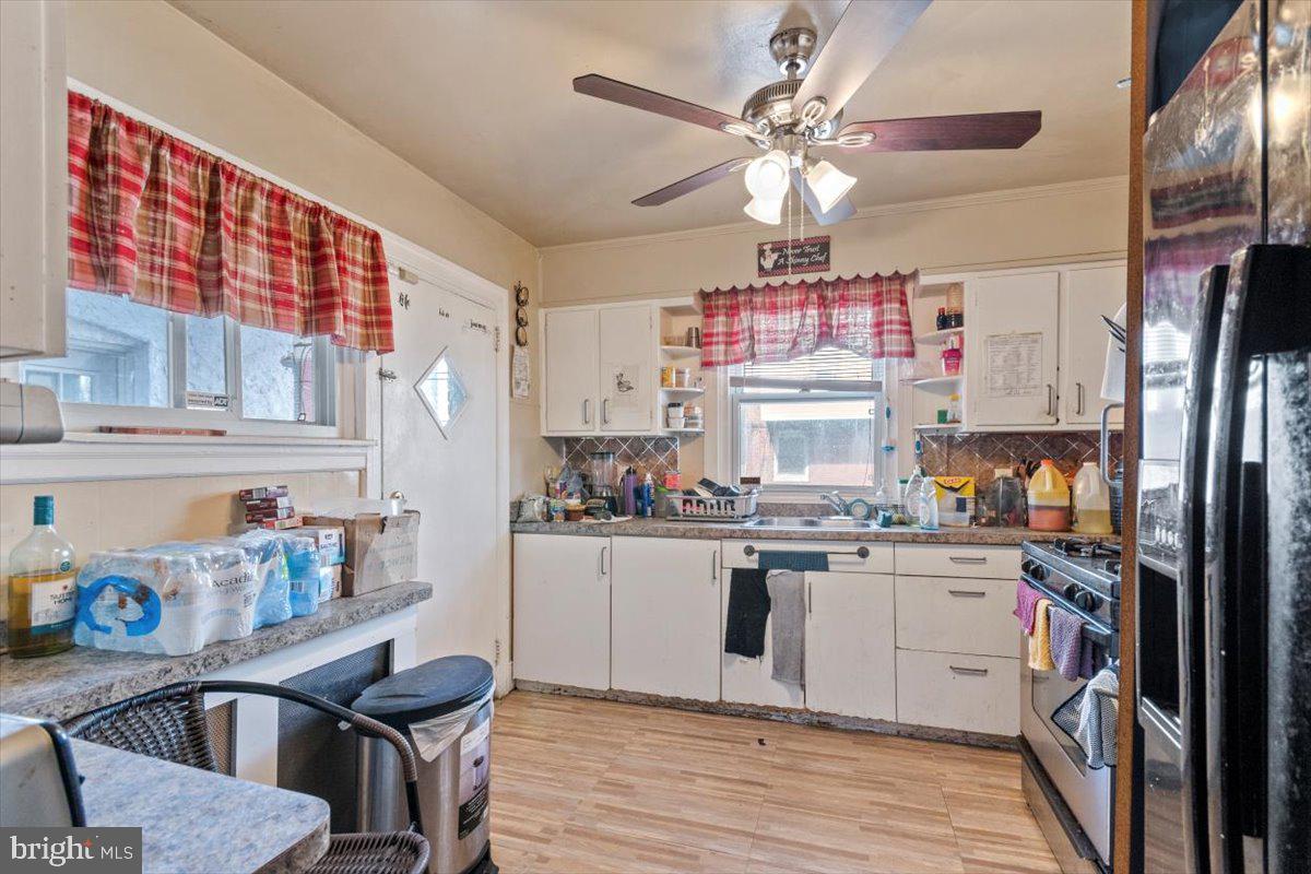 72 Hartley Road Lansdowne, PA 19050 - Photo 8 of 15 Gallery Image 8