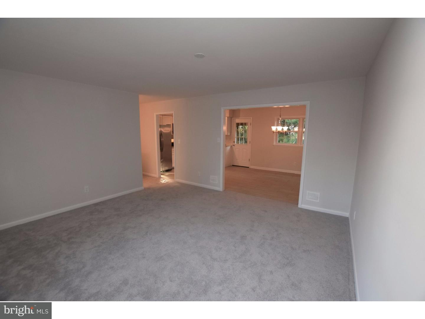 91 South Pennell Road Media, PA 19063 - Photo 5 of 25 Living Room