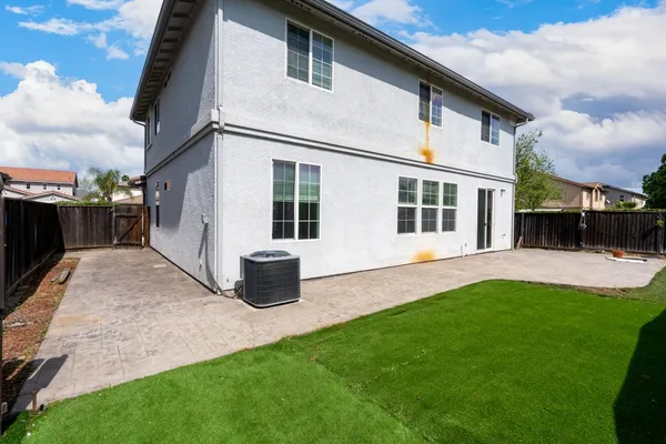 $550,000 | 2385 South Rock Creek Drive, Los Banos, CA 93635