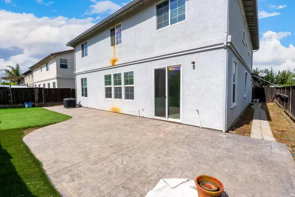 $550,000 | 2385 South Rock Creek Drive, Los Banos, CA 93635