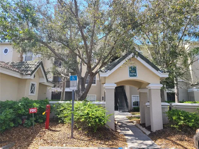 $2,200 | 5174 Northridge Road, Unit 112, Sarasota, FL 34238