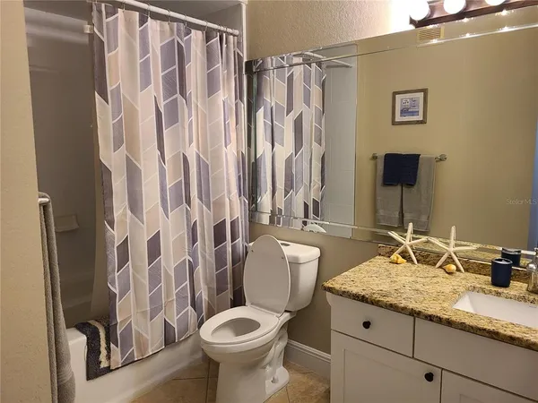 $2,200 | 5174 Northridge Road, Unit 112, Sarasota, FL 34238