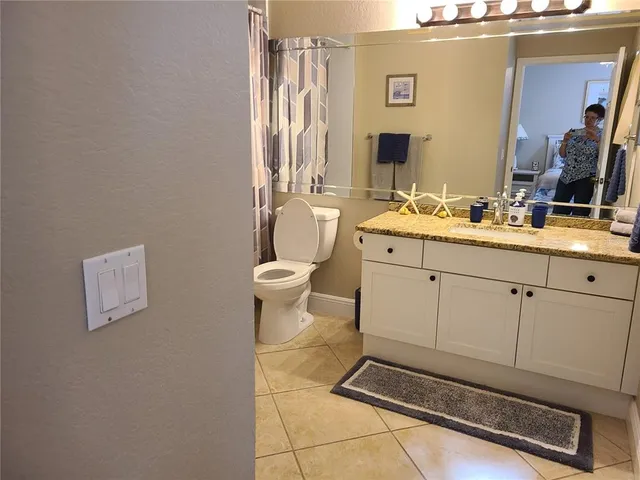$2,200 | 5174 Northridge Road, Unit 112, Sarasota, FL 34238