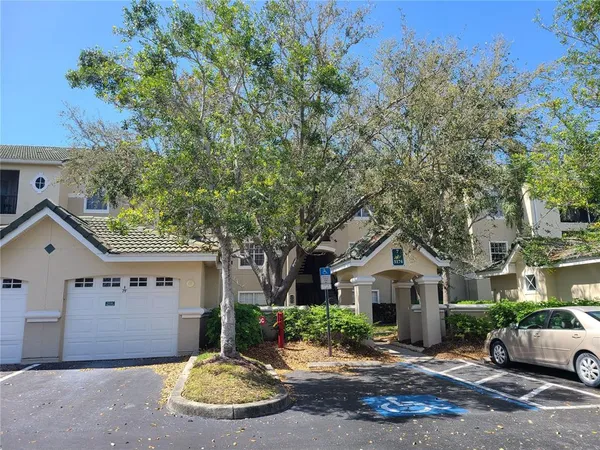 $2,200 | 5174 Northridge Road, Unit 112, Sarasota, FL 34238