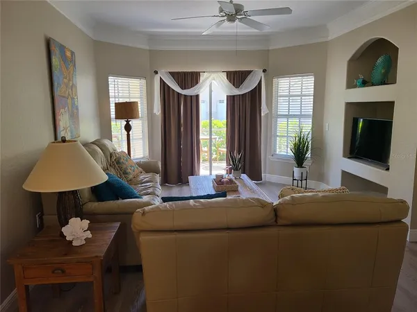 $2,200 | 5174 Northridge Road, Unit 112, Sarasota, FL 34238