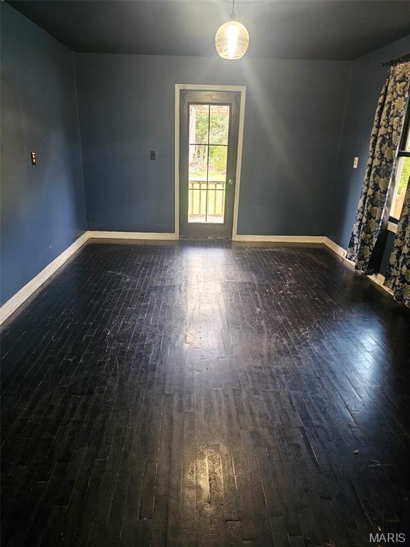 642 South Clarksville Road Pittsfield, IL 62363 - Photo 16 of 18 Gallery Image 16