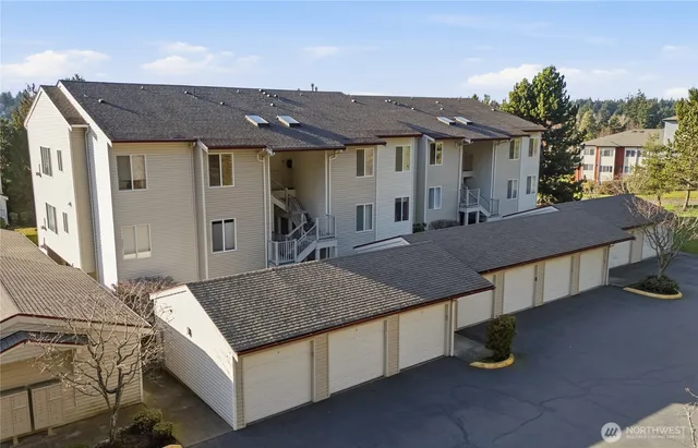 $560,000 | 23007 Lakeview Drive, Unit A303, Mountlake Terrace, WA 98043