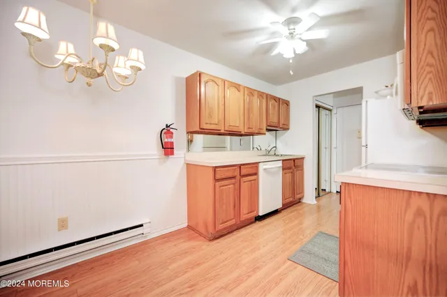 $2,050 | 59 Amberly Drive, Unit F, Manalapan, NJ 07726