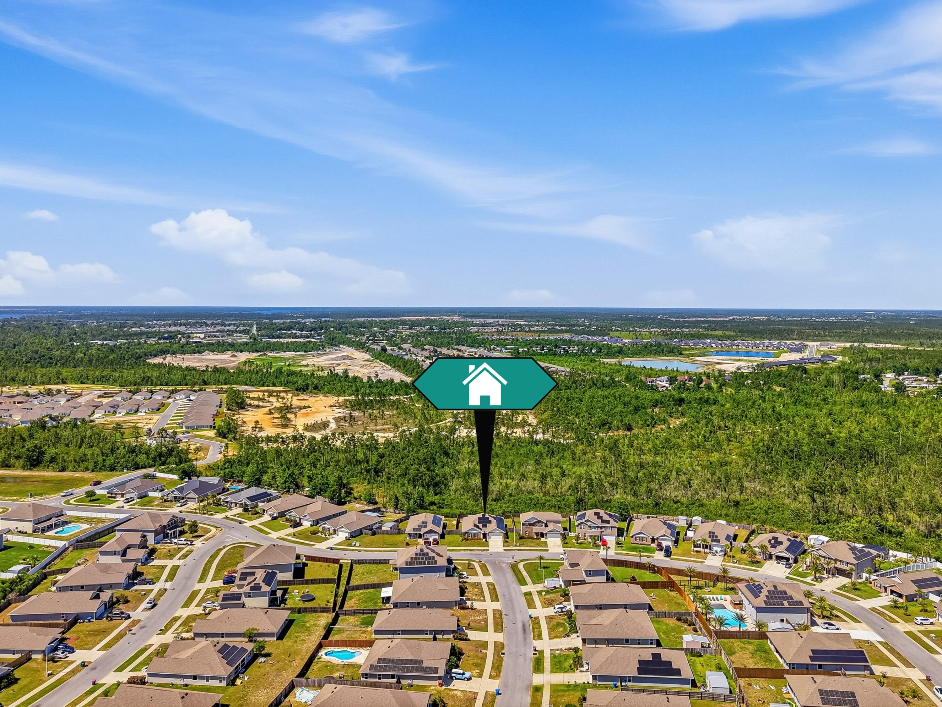 3927 Alva Thomas Road Panama City, FL 32404 - Photo 36 of 46 a view of a city with an ocean view