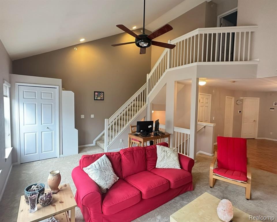 7 Georgetown Court Dearborn, MI 48126 - Photo 3 of 25