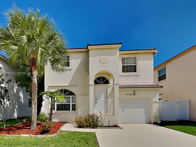 $3,315 | Towngate, Pembroke Pines, FL 33028