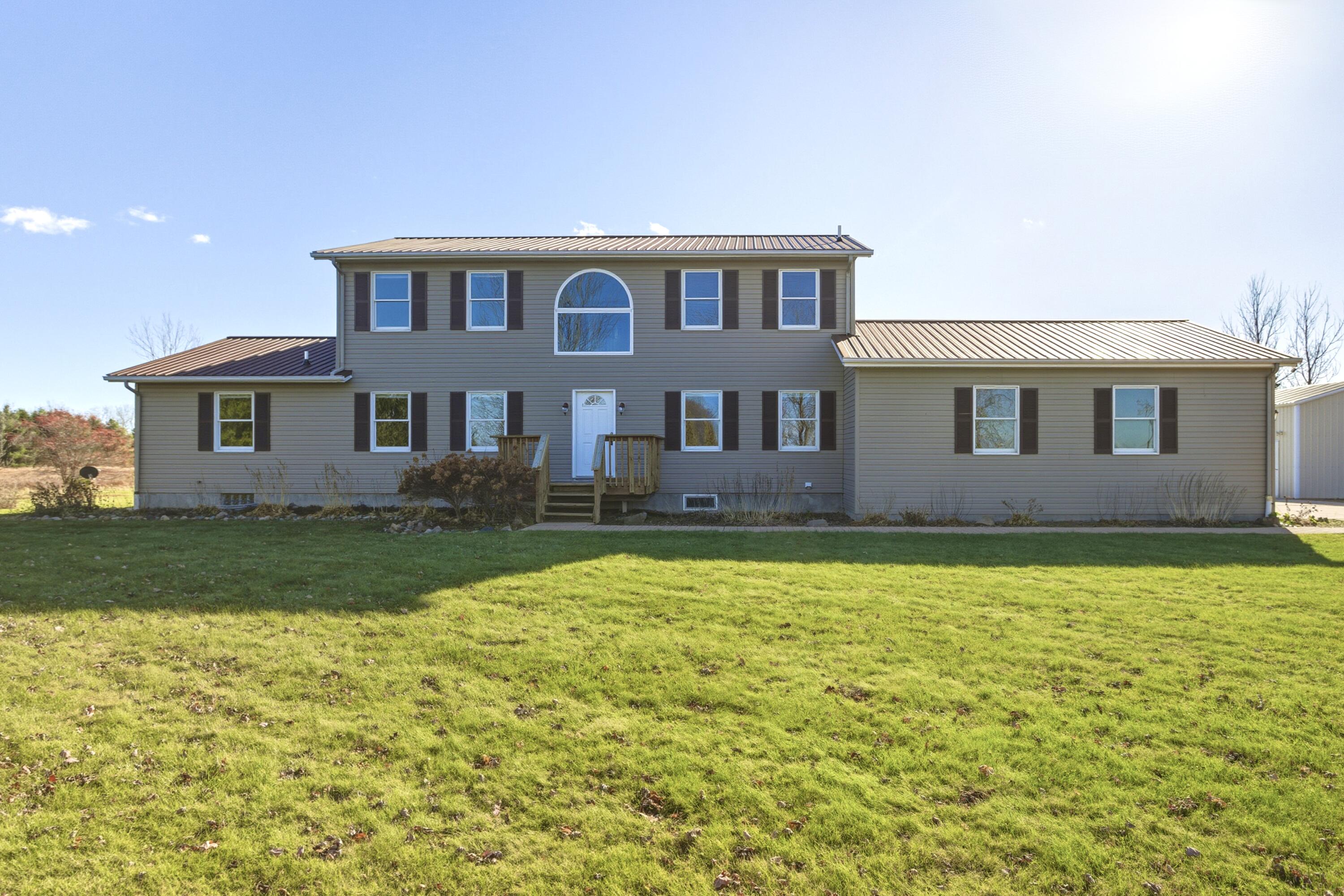 9227 Yager Road Columbus, MI 48063 - Photo 2 of 80 IMG_5344