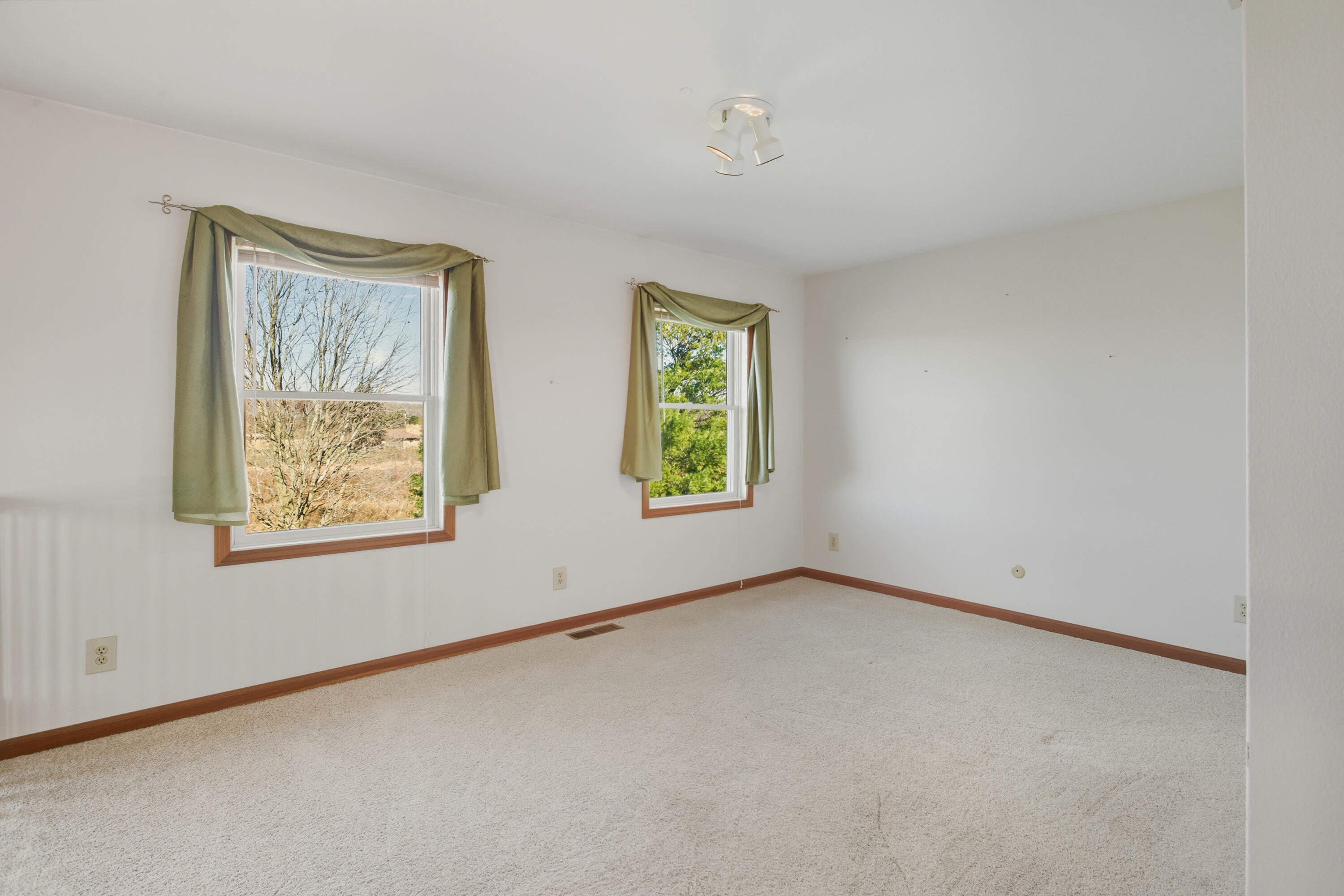 9227 Yager Road Columbus, MI 48063 - Photo 37 of 80 IMG_5323