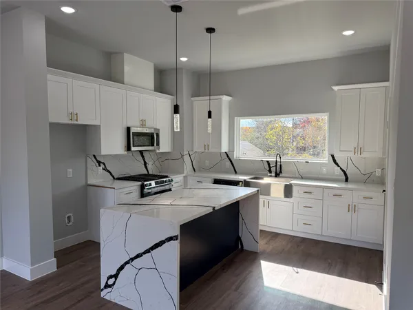 $445,000 | 2604 Rosalie Street, Houston, TX 77004