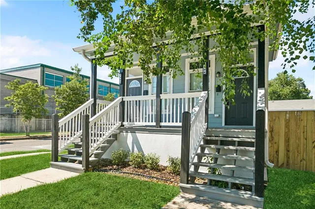 $1,700 | 1302 Lamanche Street, New Orleans, LA 70117