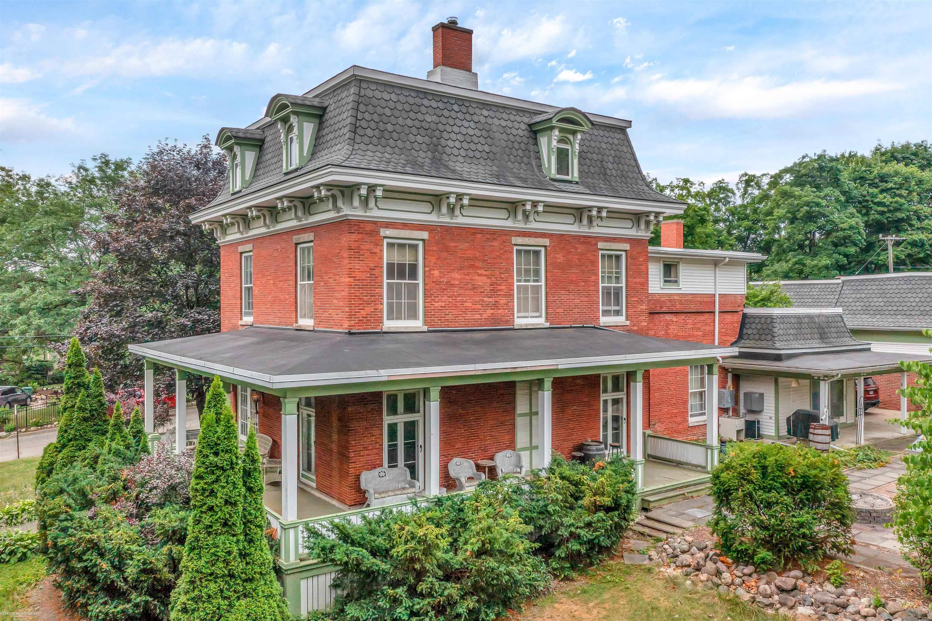 240 Minot Street Romeo, MI 48065 - Photo 4 of 57