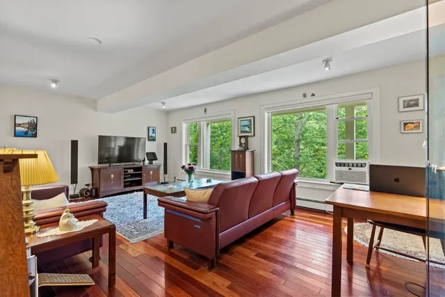 $499,000 | 5 Hillside Place, Unit 2, Boothbay, ME 04537