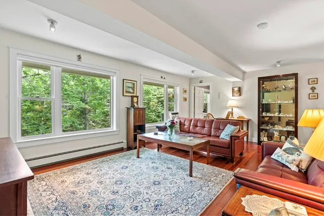 $499,000 | 5 Hillside Place, Unit 2, Boothbay, ME 04537