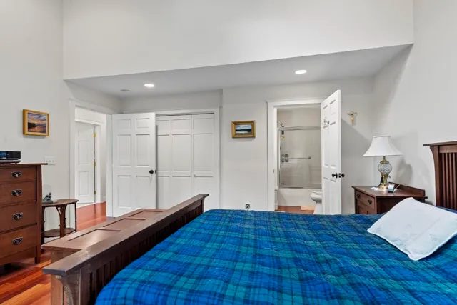 $499,000 | 5 Hillside Place, Unit 2, Boothbay, ME 04537