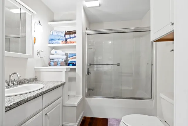 $499,000 | 5 Hillside Place, Unit 2, Boothbay, ME 04537