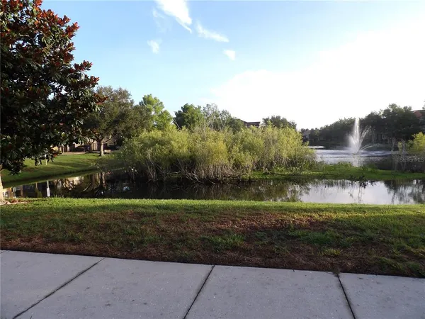 $1,995 | 8098 Moonstone Drive, Unit 17203, Sarasota, FL 34233