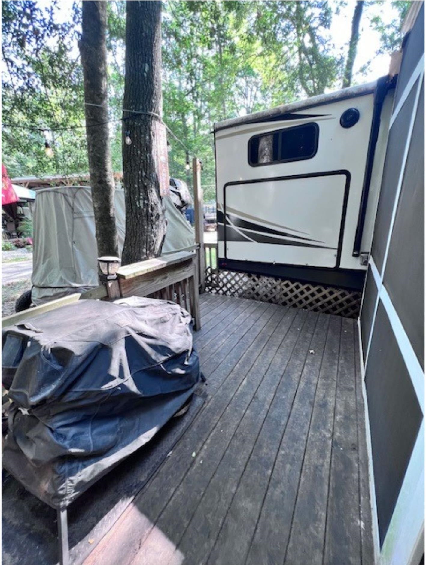 669 9th Cape May, NJ 08204 - Photo 4 of 20 a car parked on the side of the house