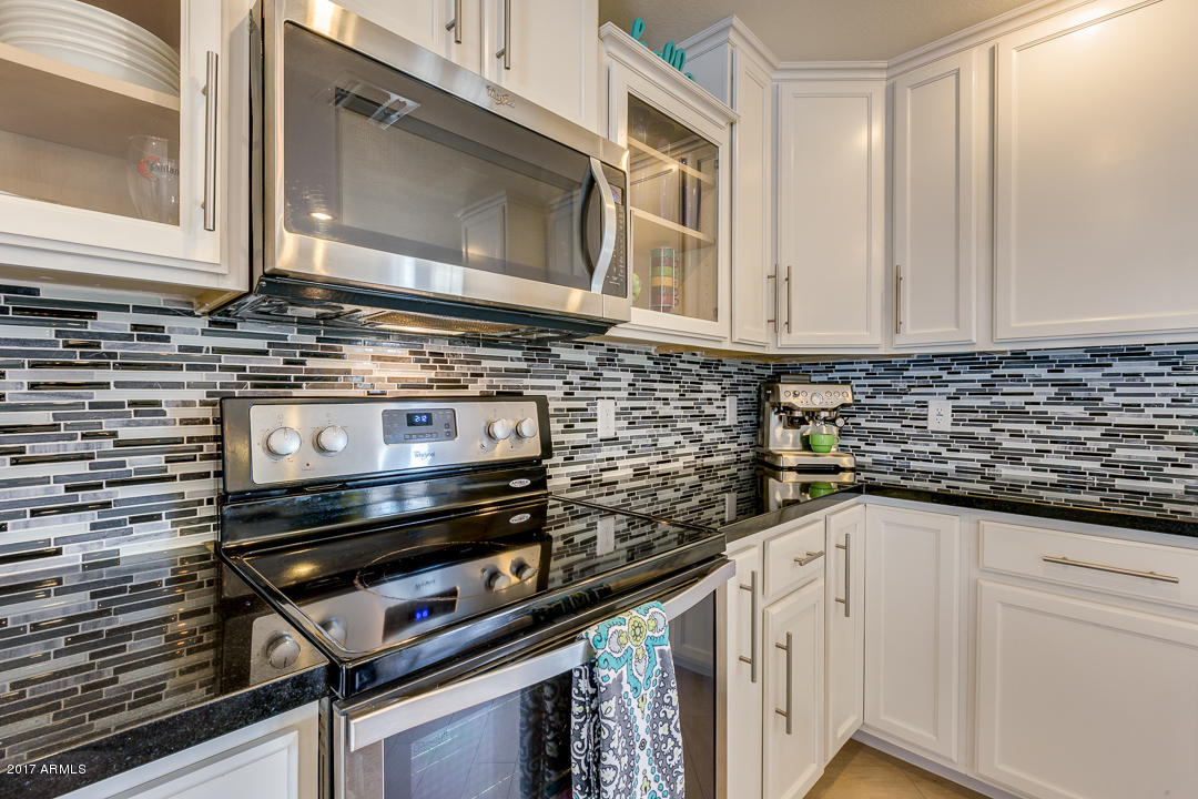 8525 East Chaparral Road Scottsdale, AZ 85250 - Photo 12 of 35 Sleek Black Granite