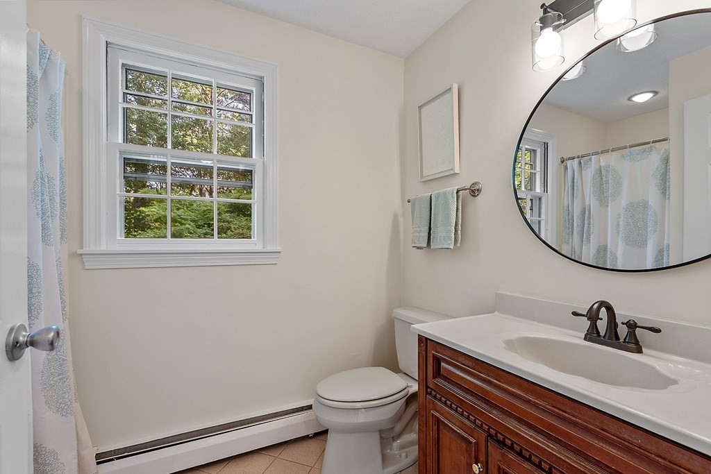 130 Spectacle Pond Road Littleton, MA 01460 - Photo 16 of 38