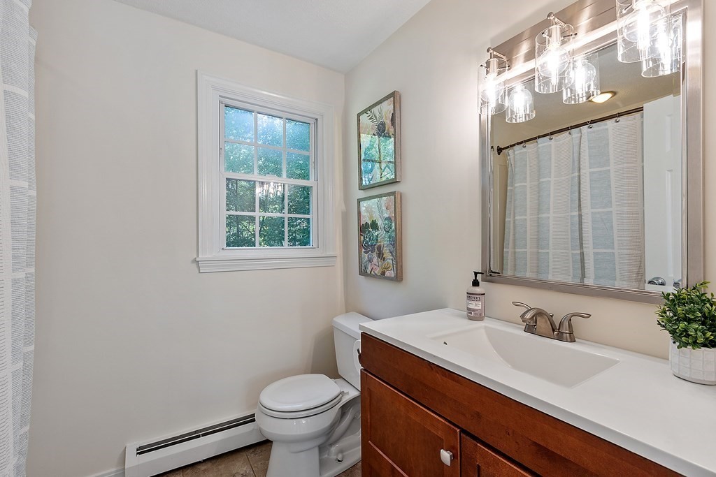 130 Spectacle Pond Road Littleton, MA 01460 - Photo 20 of 38