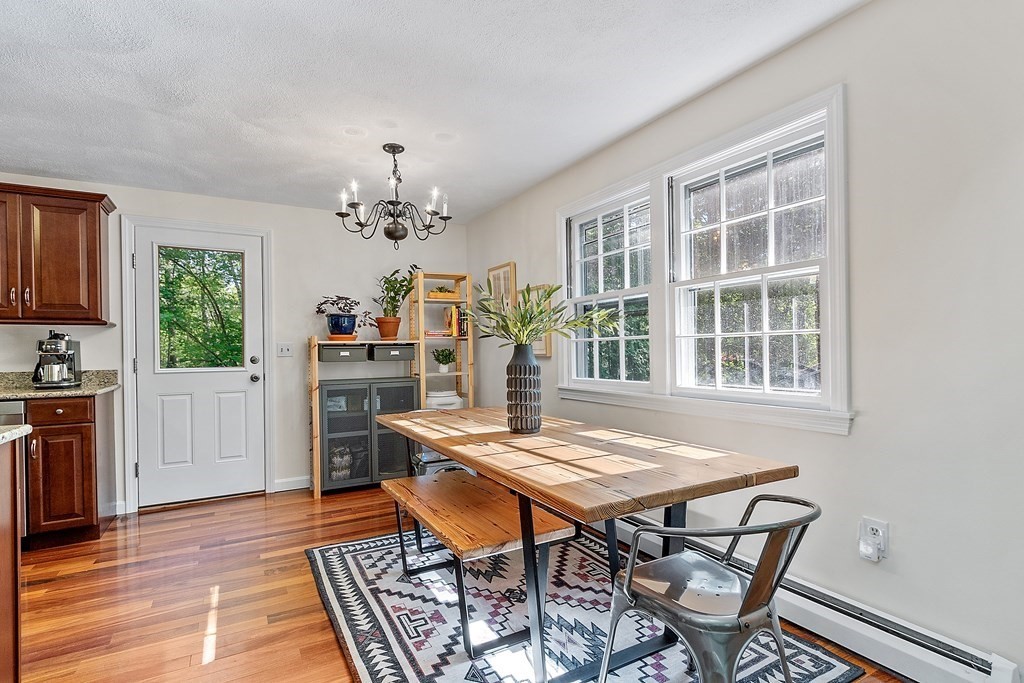 130 Spectacle Pond Road Littleton, MA 01460 - Photo 5 of 38